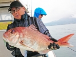 67㎝･3.5㎏を釣り上げた山之内さん