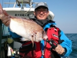 ５０ｃｍを釣り上げた、盛岡からお越しいただいた山本さんです。