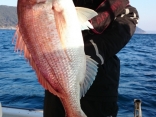 本日最大魚を釣り上げた古川さん