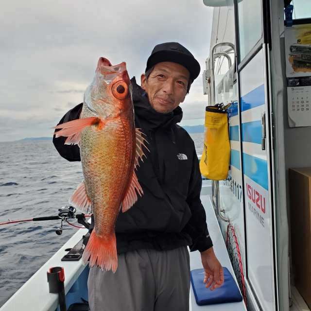 鈴竹丸 静岡 沼津港 つりー